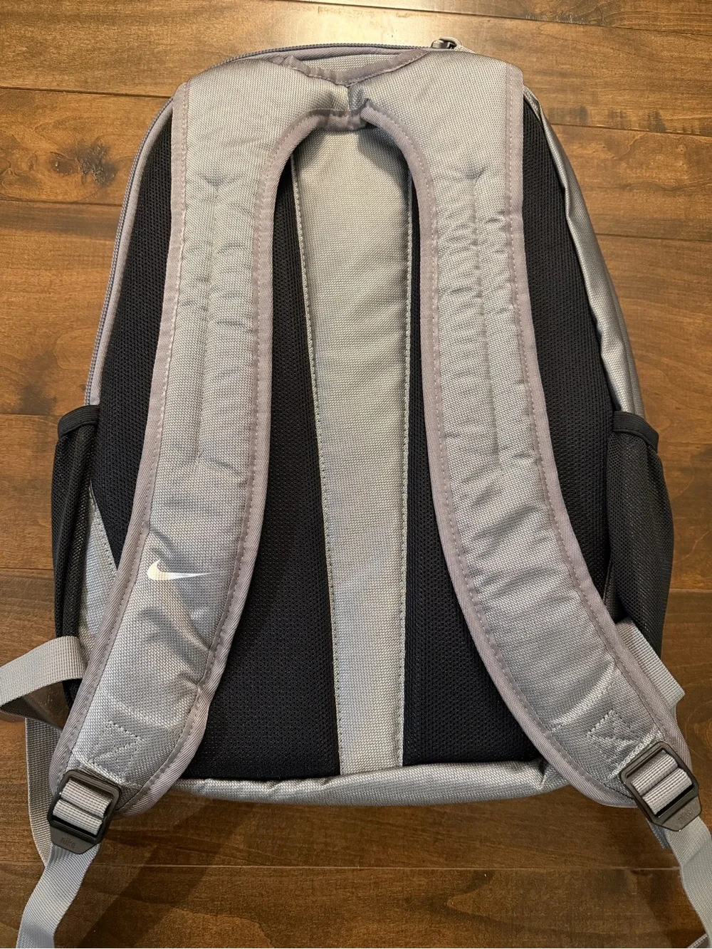 🌟 NWT Nike Silver and Red Backpack with Ball State Logo